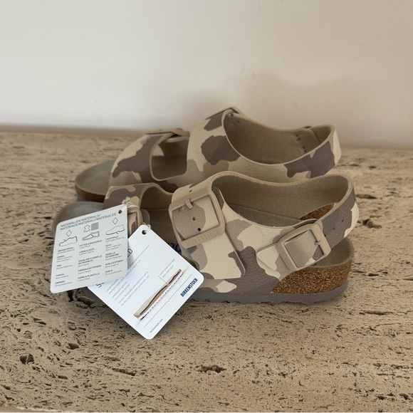 Birkenstock Milano Soft Footbed Birko-Flor Sandals. MSRP $120 - Picture 9 of 17